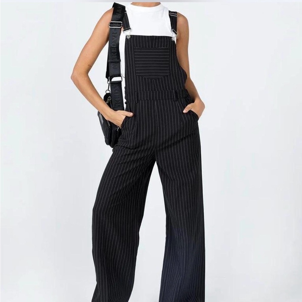 Princess Polly Hayden Black  White Pinstripe Print Wide Leg Overalls Size 12 - Picture 15 of 15